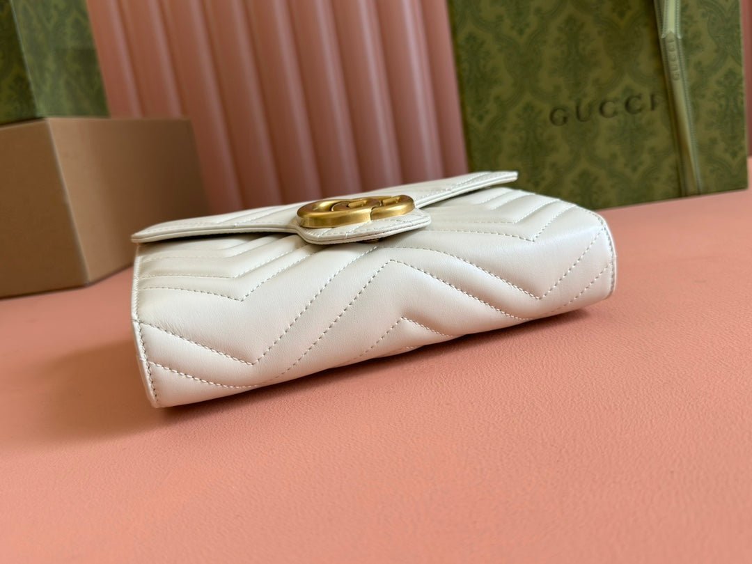 {Style No: 4DK1EM7I} MARMONT SMALL SHOULDER BAG 20 IN WHITE LAMBSKIN GOLD HARDWARE - Image 3
