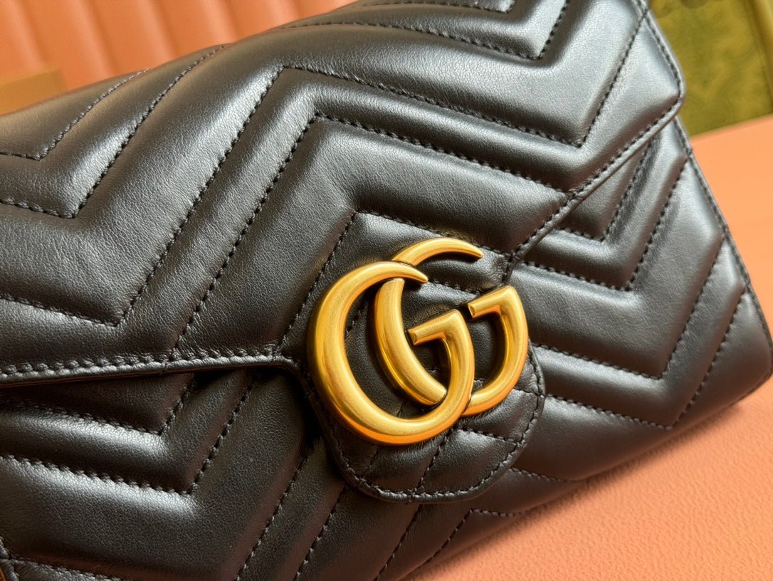{Style No: XI43NX8I} MARMONT SMALL SHOULDER BAG 20 IN BLACK LAMBSKIN GOLD HARDWARE - Image 3
