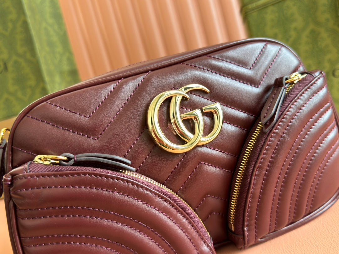 {Style No: FUID2TLR} MARMONT SMALL SHOULDER BAG 24 IN WINE RED CALFSKIN GOLD HARDWARE - Image 6