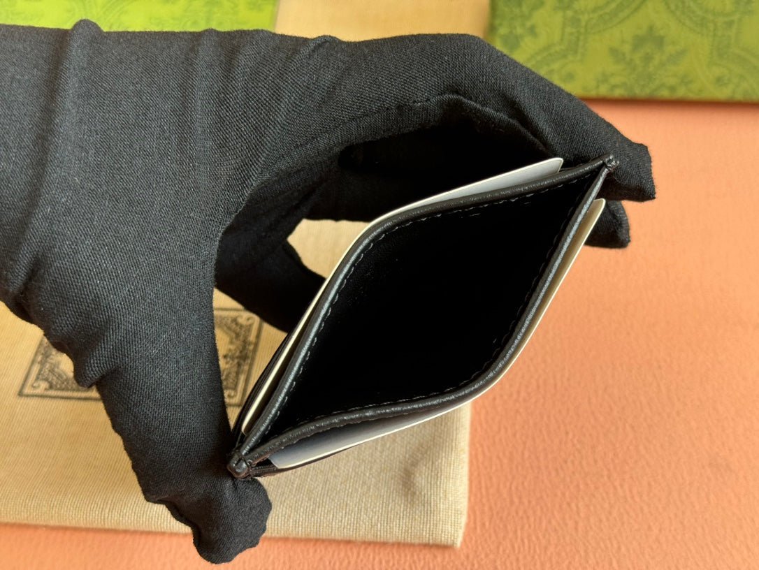 {Style No: W9XMB8G6} MARMONT QUILTED CARD HOLDER 10 IN BLACK CALFSKIN - Image 3