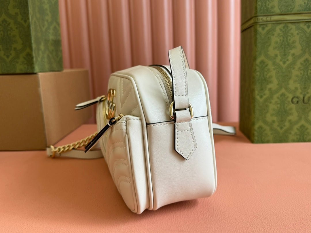 {Style No: 4D1NMY2P} MARMONT SMALL SHOULDER BAG 24 IN WHITE CALFSKIN GOLD HARDWARE - Image 7