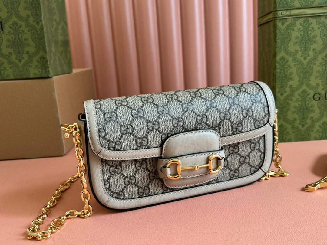 {Style No: KYI3D1T6} GG HORSEBIT 1955 BAG 24 IN BEIGE CANVAS AND WHITE CALFSKIN - Image 2