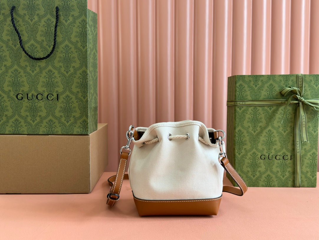 {Style No: EZTEJ3XD} SMALL DRAWSTRING SHOULDER BAG 21 IN WHITE CANVAS BROWN CALFSKIN - Image 4