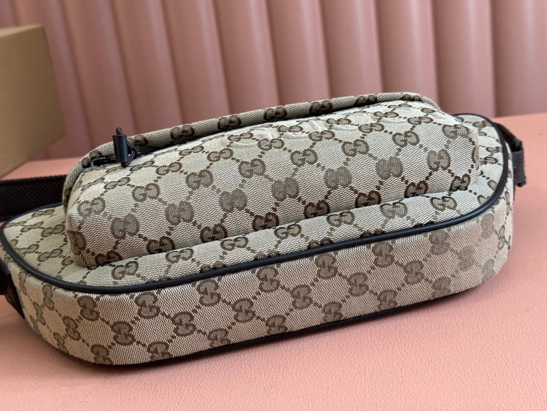 {Style No: LZKDVNUN} BELT BAG 34 IN BEIGE MONOGRAM CANVAS - Image 4