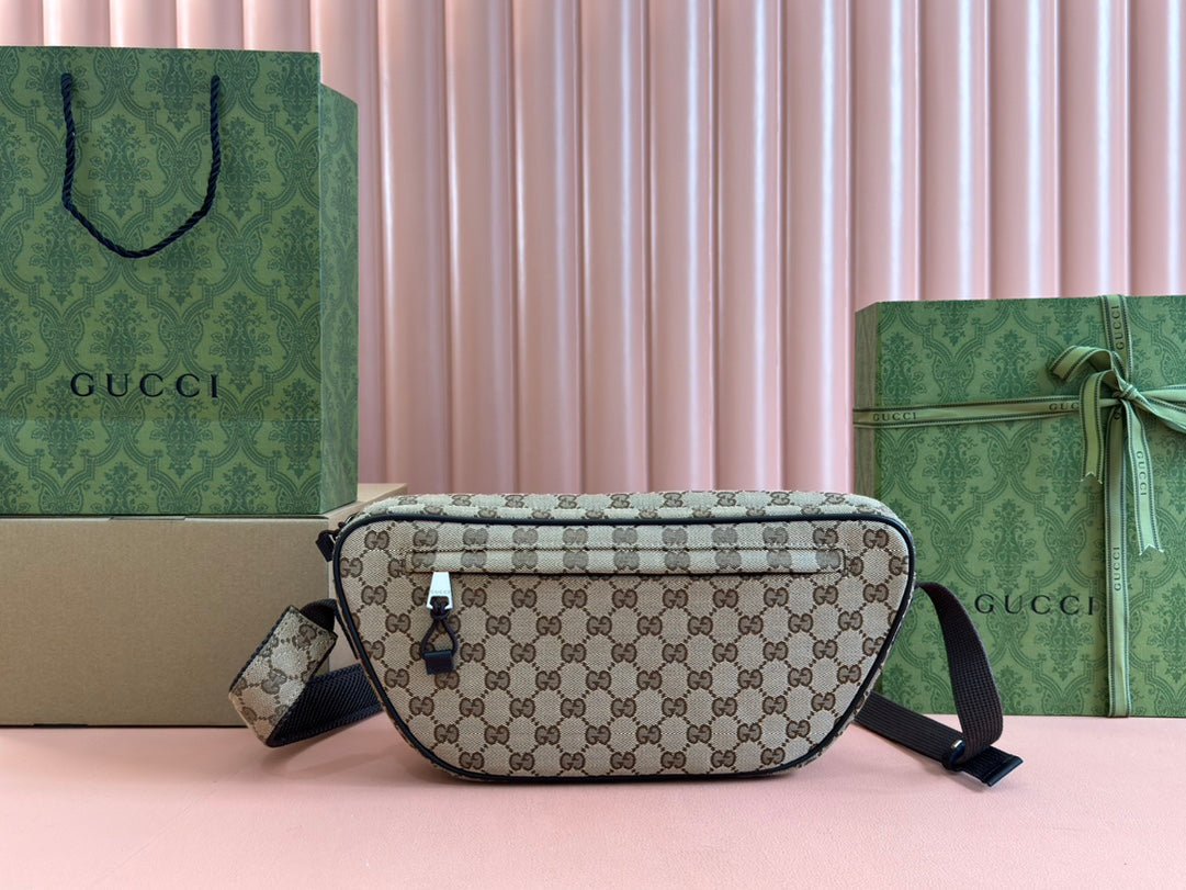 {Style No: LZKDVNUN} BELT BAG 34 IN BEIGE MONOGRAM CANVAS - Image 8