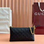 {Style No: 2SZZ8L3I} RUBBER EFFECT SMALL WALLET ON CHAIN 22.5 IN BLACK CALFSKIN