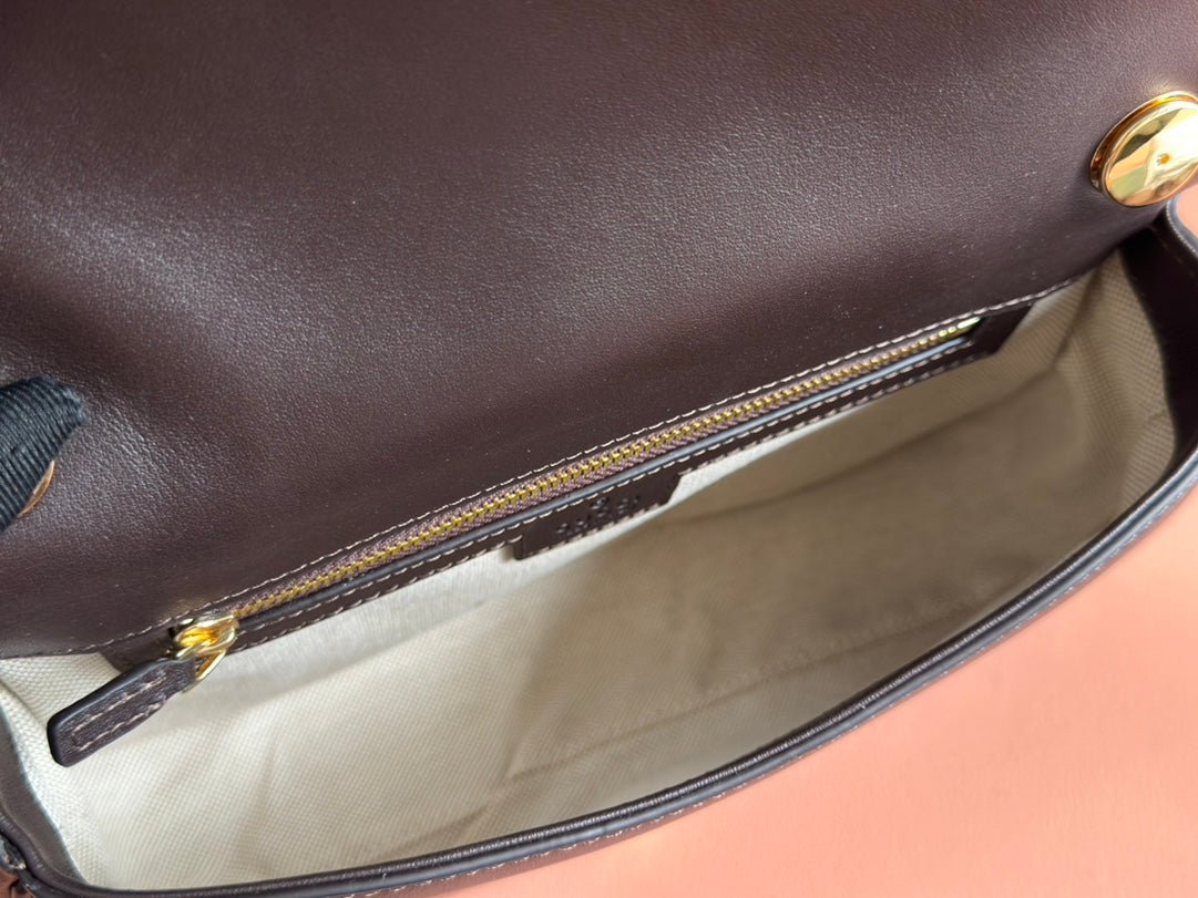 {Style No: ITCDR9HW} BLONDIE LARGE TOP HANDLE BAG 32 IN DARK BROWN CALFSKIN - Image 9