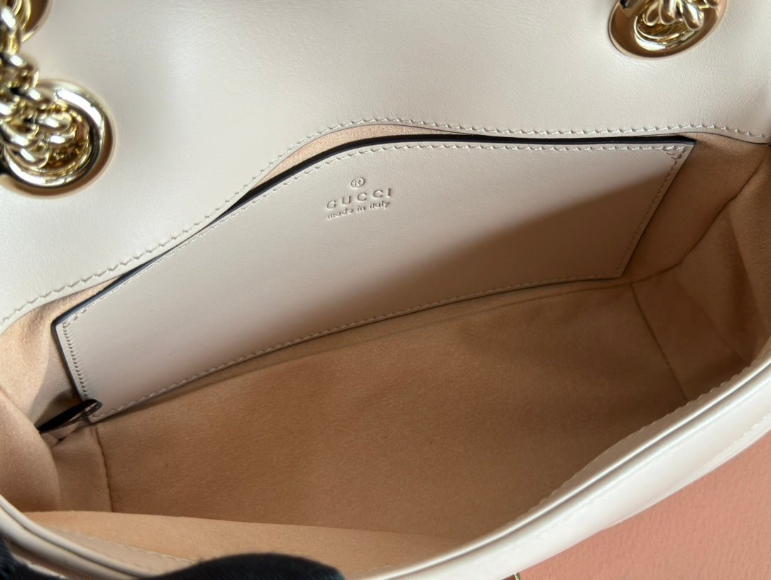 {Style No: LGA3SWTB} MARMONT MEDIUM SHOUDER BAG 23 IN LIGHT BEIGE CALFSKIN - Image 8