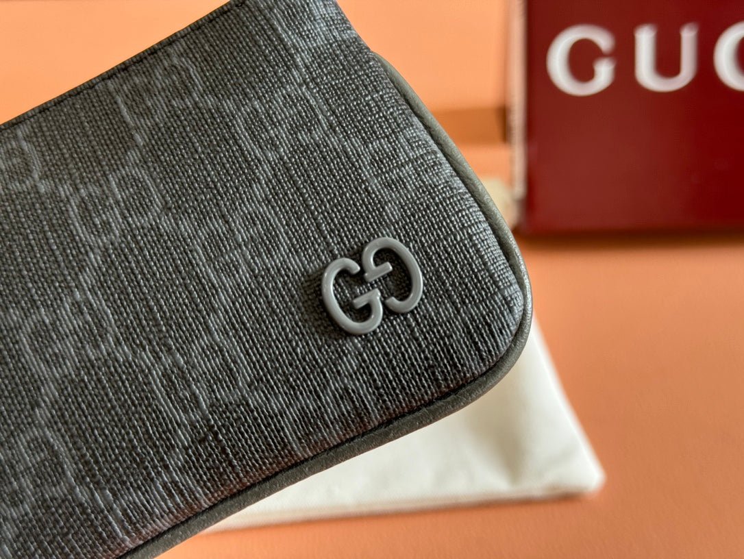 {Style No: S4NSPACH} BI-COLOUR ZIP KEY CASE 12 IN DARK GREY CALFSKIN - Image 4
