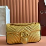 {Style No: ZJ6RVCOX} MARMONT MEDIUM SHOUDER BAG 26 IN YELLOW GLOSSY CALFSKIN