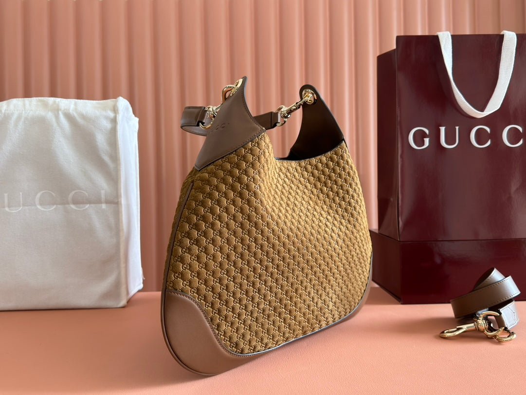 {Style No: AZBH6GOP} MEDIUM B SHOULDER BAG 42 IN BROWN GG SUEDE - Image 3