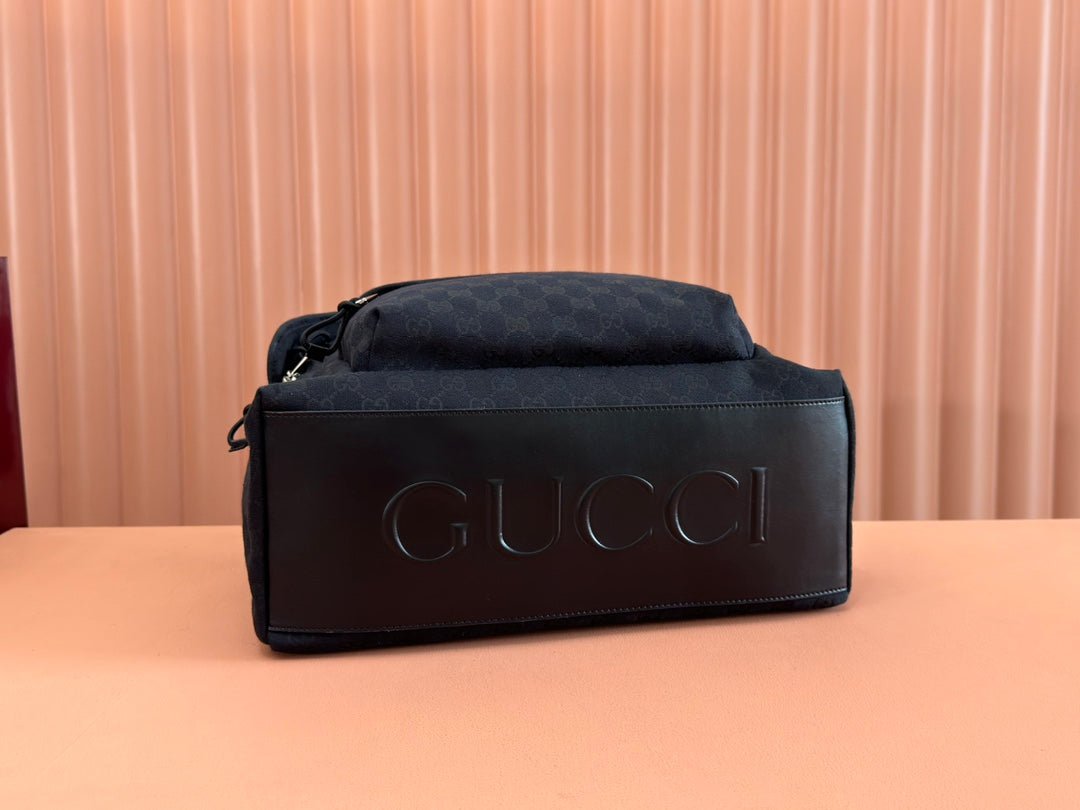 {Style No: KOR6HEV8} MEDIUM BACKPACK 42 IN BLACK GG CANVAS - Image 8
