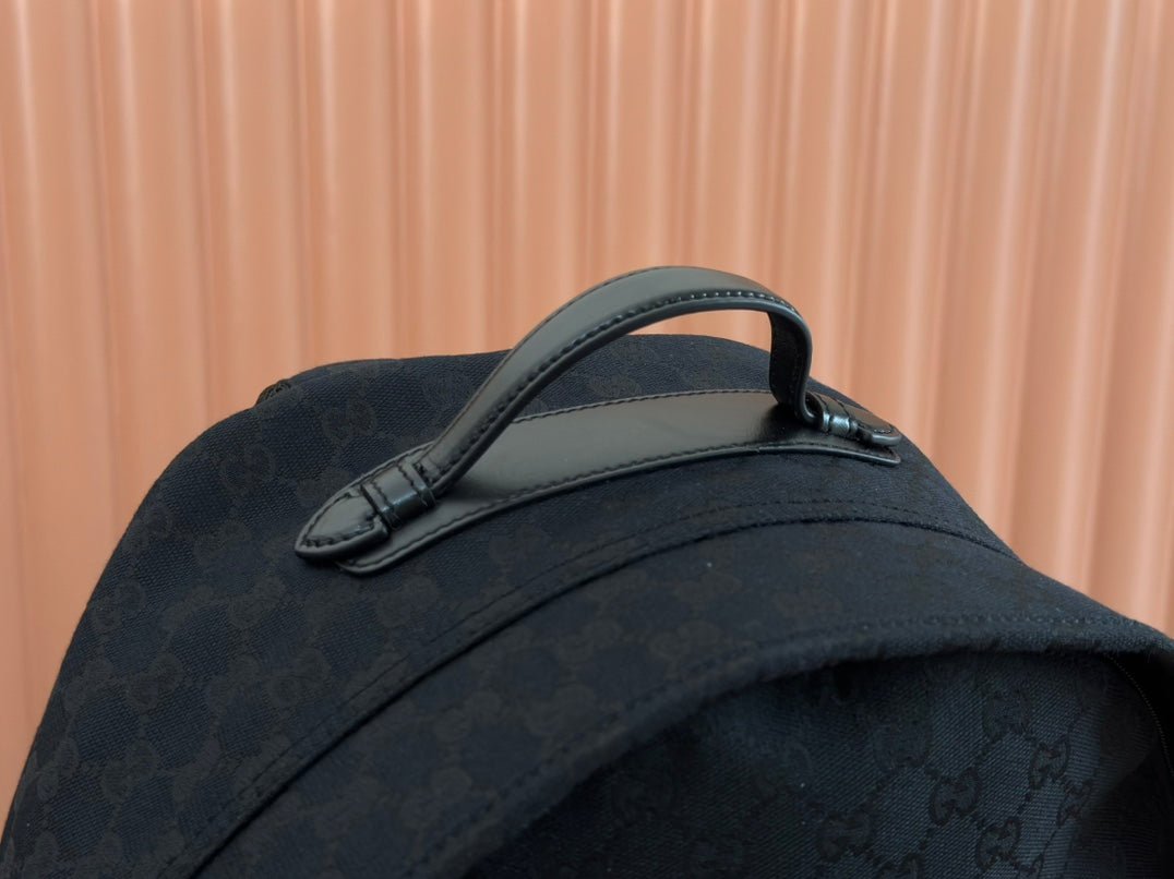 {Style No: KOR6HEV8} MEDIUM BACKPACK 42 IN BLACK GG CANVAS - Image 4