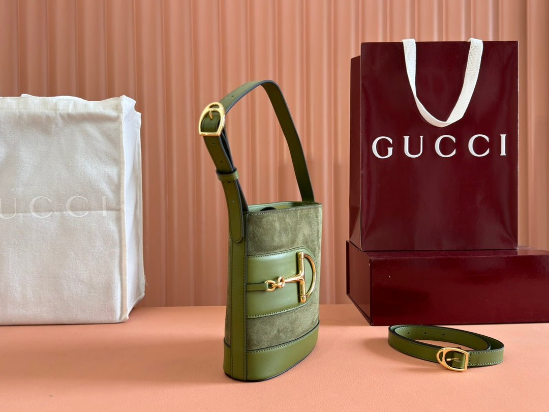 {Style No: OTGX9L53} 73 SMALL BUCKET BAG 20 IN GREEN SOFT SUEDE AND CALFSKIN - Image 2