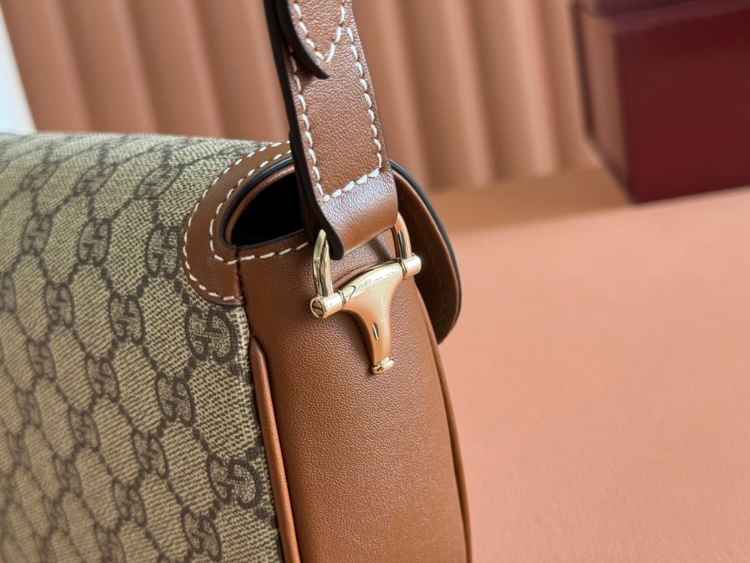 {Style No: C3FP5LN4} SMALL HORSEBIT 1955 SHOULDER BAG 20 IN BEIGE AND DARK BROWN NEW GG MONOGRAM CALFSKIN - Image 5