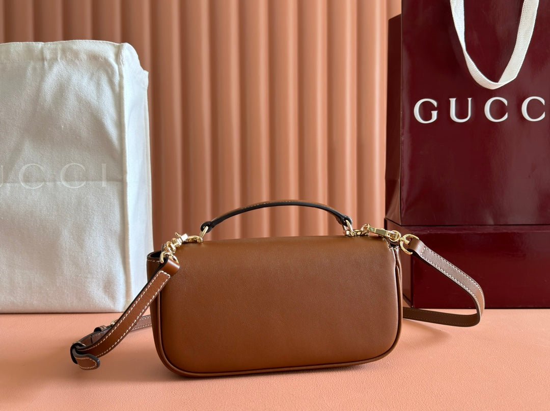 {Style No: B8FOBUQH} SMALL HORSEBIT 1955 SHOULDER BAG 22.6 IN BROWN CALFSKIN - Image 3