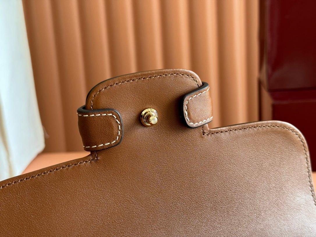 {Style No: 2OLJ45KT} SMALL HORSEBIT 1955 SHOULDER BAG 22.6 IN BEIGE/EBONY GG WITH BROWN CALFSKIN TRIM - Image 7
