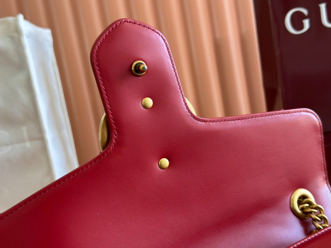 {Style No: TAWHLOQI} MARMONT SHOULDER BAG 31 IN RED CALFSKIN GOLD CHAIN - Image 9
