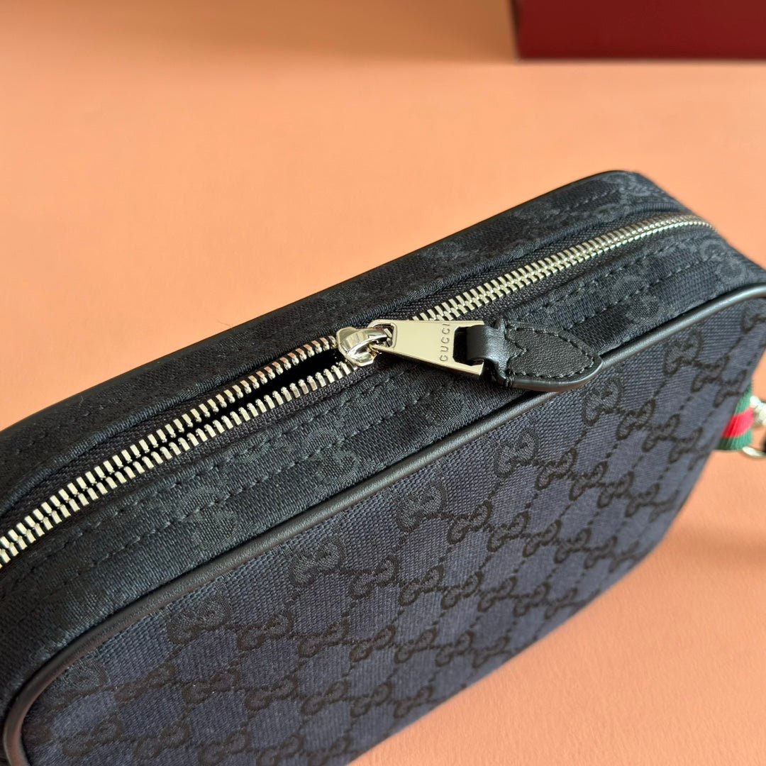 {Style No: 7IHJJV85} SMALL CROSSBODY BAG 23.5 IN BLACK GG CANVAS - Image 7