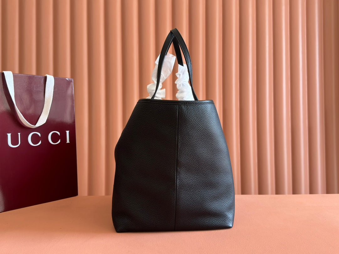 {Style No: 3FA7PEJL} MEDIUM TOTISSIMA REVERSIBLE TOTE BAG 30 IN BLACK CALFSKIN BEIGE AND BROWN GG CANVAS ON SIDE - Image 5