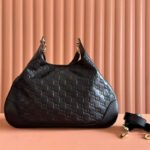 {Style No: JW3X5MBN} MEDIUM B SHOULDER BAG IN BLACK CALFSKIN GOLD HARDWARE
