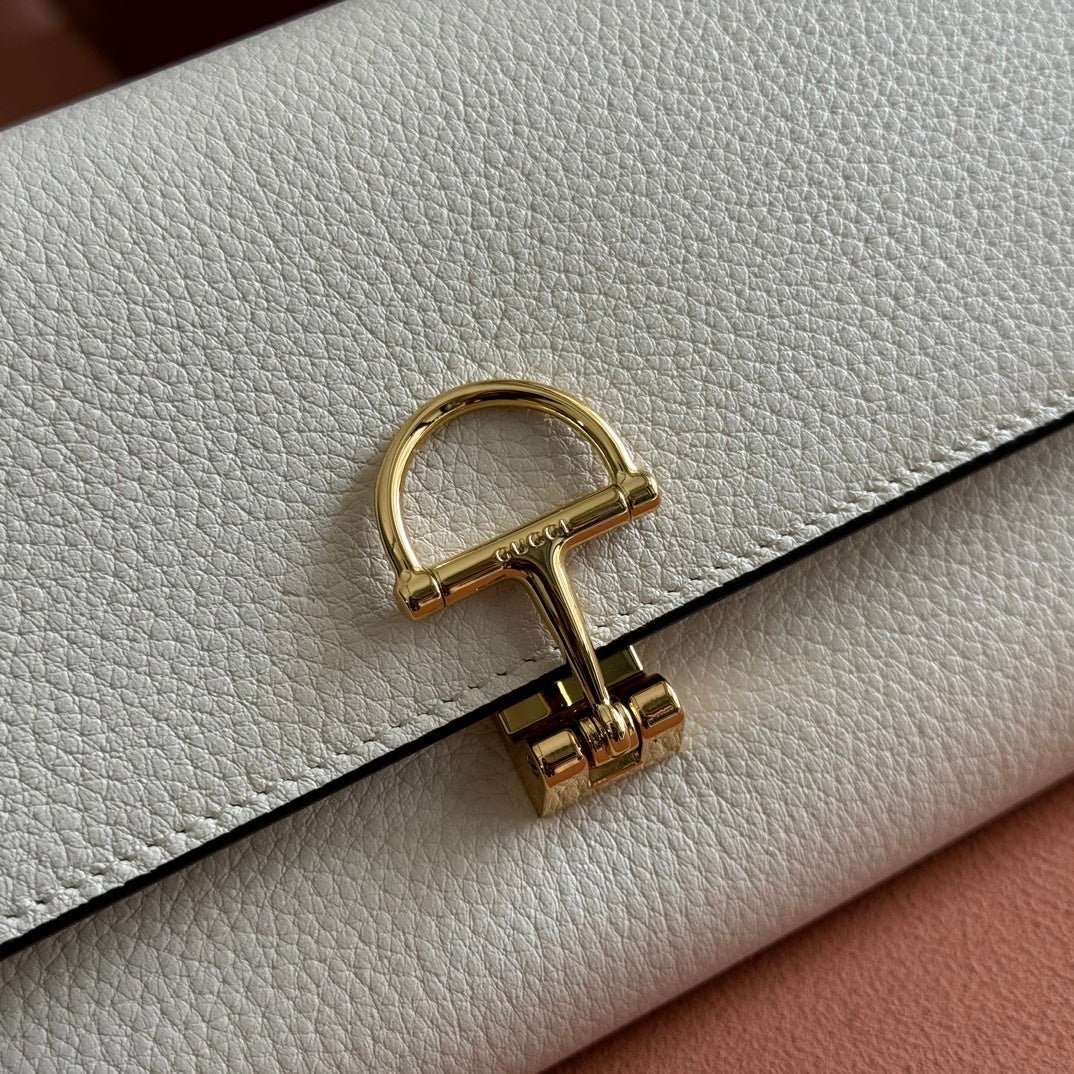 {Style No: H2KJMR1C} SOFTBIT CONTINENTAL WALLET 19 IN WHITE GRAINY CALFSKIN GOLD HARDWARE - Image 6