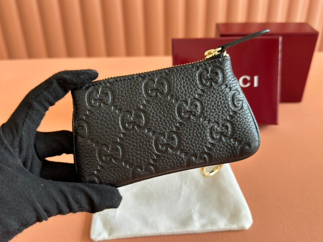 {Style No: Y3NT1JSN} EMBLEM ZIP KEY CASE 12 IN BLACK GG GRAINY CALFSKIN - Image 2