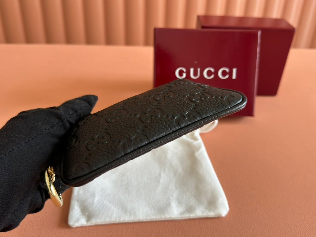{Style No: Y3NT1JSN} EMBLEM ZIP KEY CASE 12 IN BLACK GG GRAINY CALFSKIN - Image 6