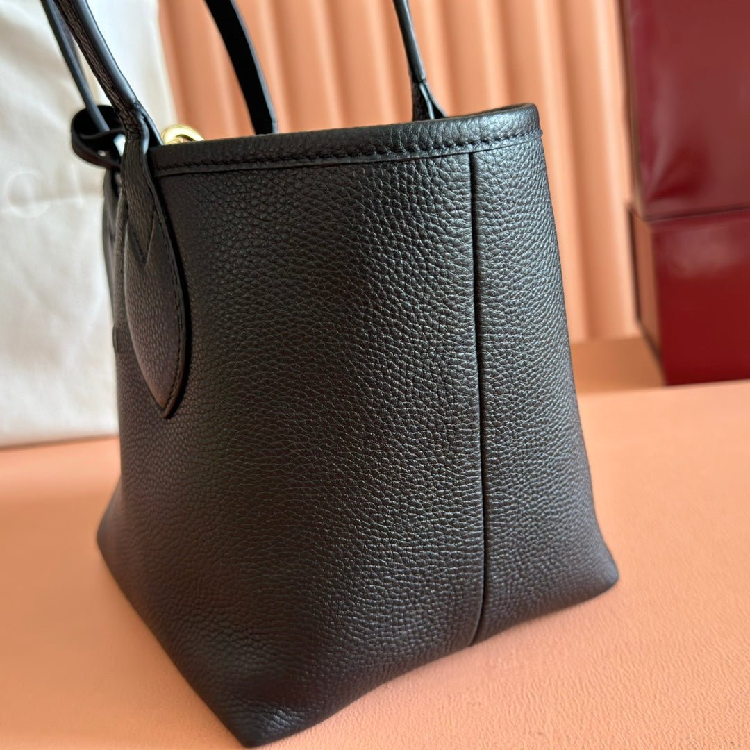 {Style No: TF82WT2H} SMALL TOTISSIMA REVERSIBLE TOTE BAG 21 IN BLACK CALFSKIN BROWN BEIGE GG CANVAS - Image 4
