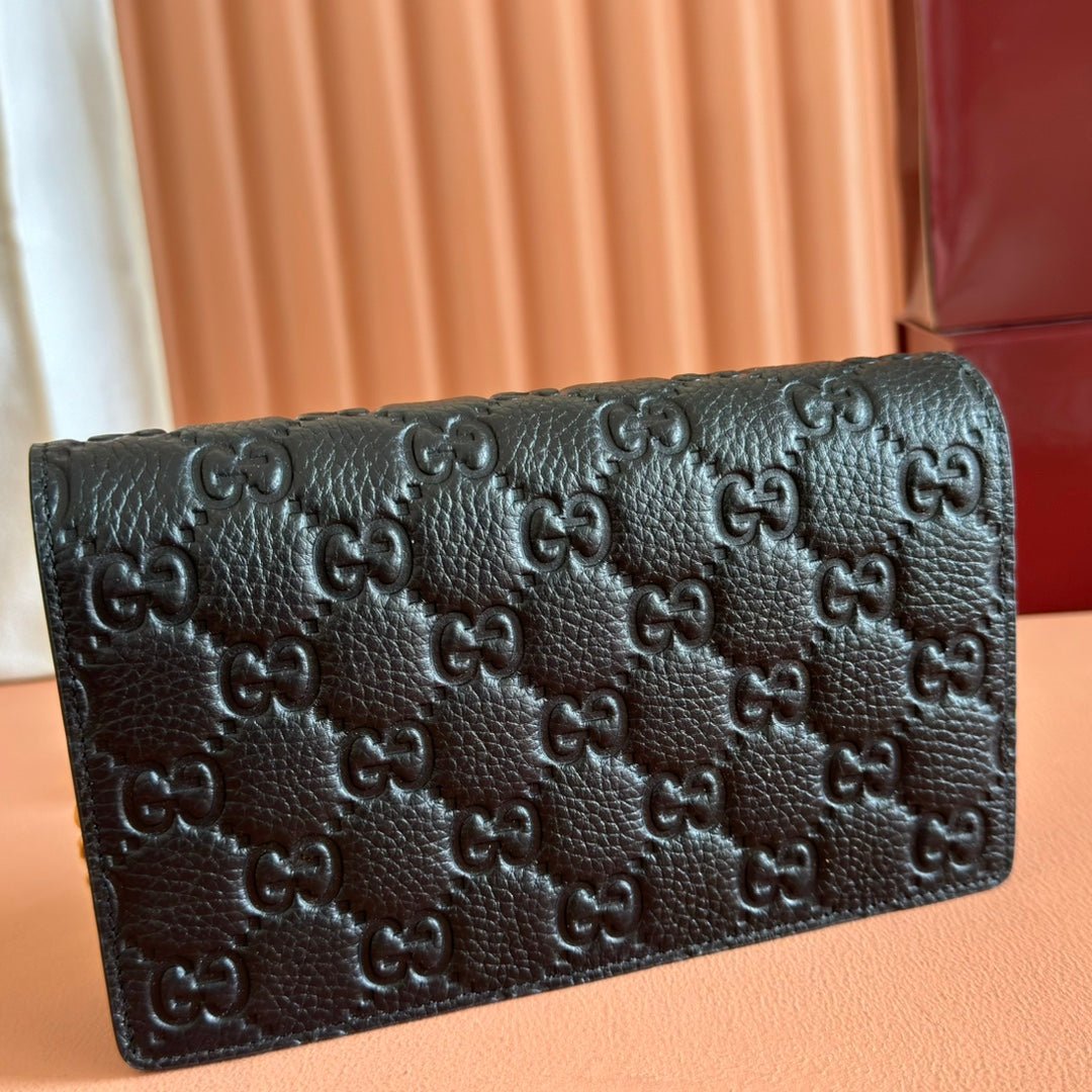 {Style No: 5D4TENN2} EMBLEM WALLET ON CHAIN 20 IN BLACK SMOOTH GG CALFSKIN - Image 7