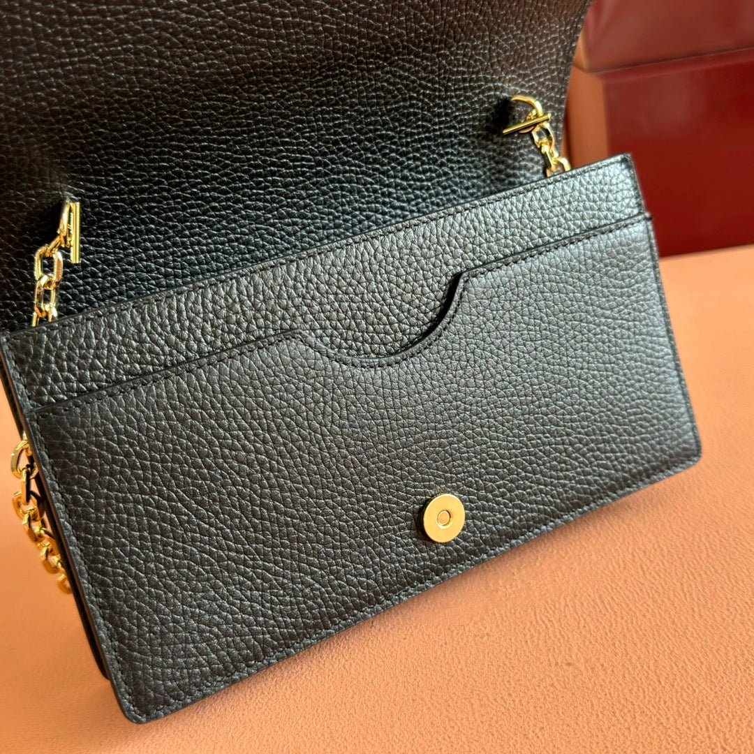 {Style No: 5D4TENN2} EMBLEM WALLET ON CHAIN 20 IN BLACK SMOOTH GG CALFSKIN - Image 9