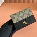 {Style No: V7JNN2AV} MARMONT BI-COLOUR CARD CASE WALLET 11 IN BEIGE EBONY GG CANVAS BLACK CALFSKIN