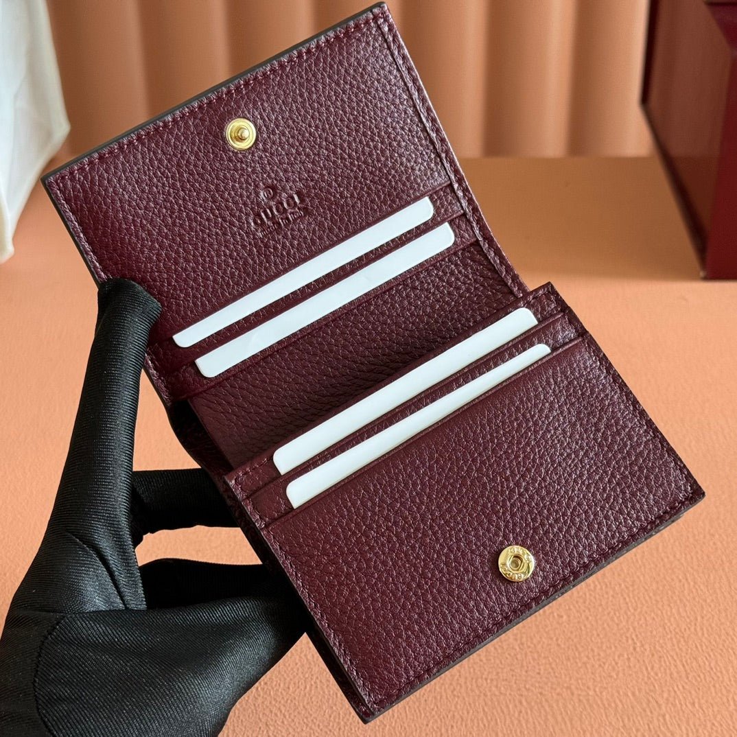 {Style No: YZDHPMQN} MARMONT BAG 11 IN BEIGE EBONY GG CANVAS DARK RED CALFSKIN - Image 4