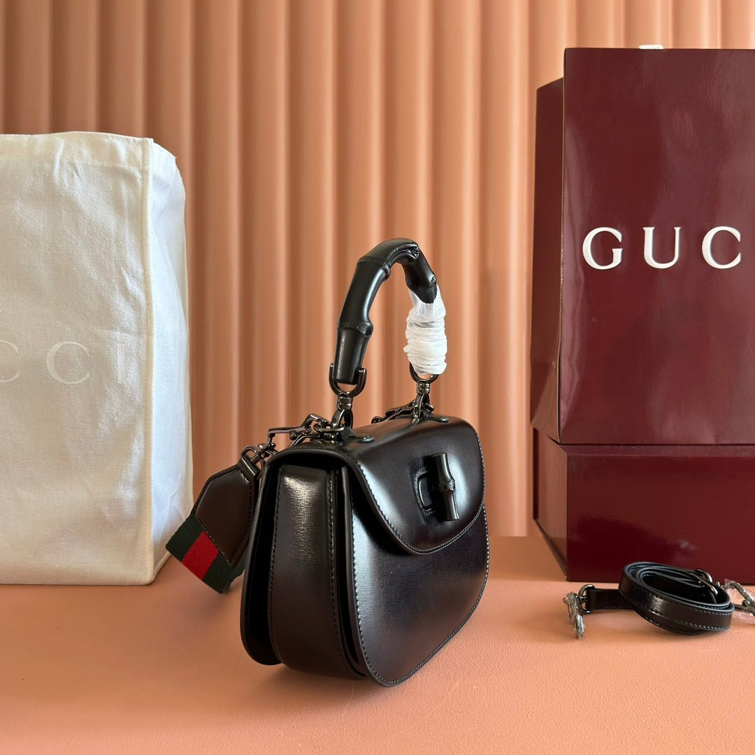 {Style No: 6HZZ51PH} GUCCI BAMBOO MINI BAG 21 FULL BLACK IN CALFSKIN - Image 3