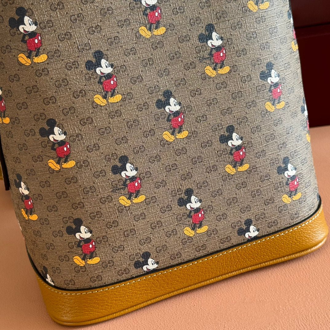 {Style No: FUAJHKEE} GUCCI DONALD MICKEY SMALL BACKPACK 29 CARAMEL IN CALFSKIN - Image 6
