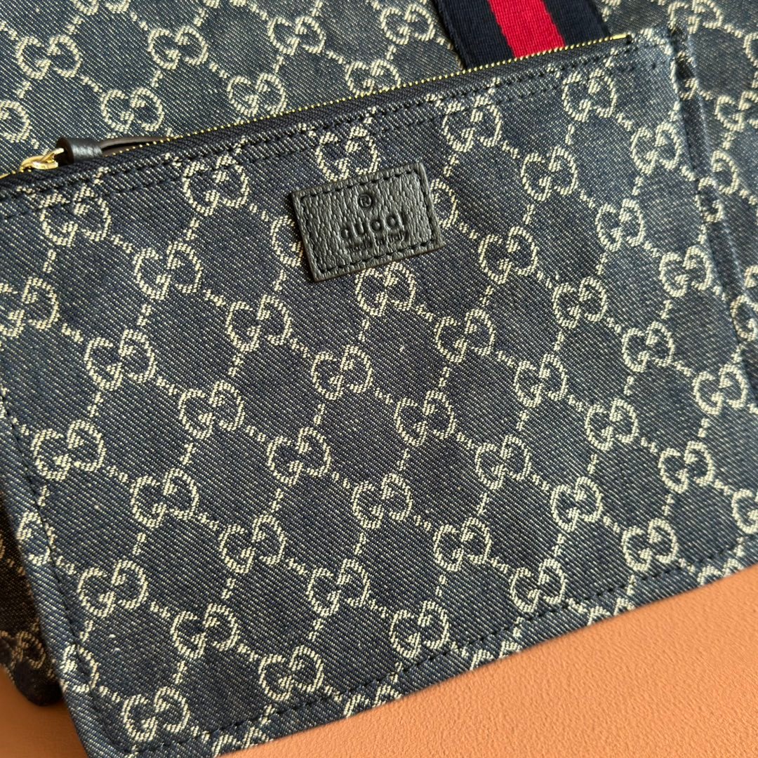 {Style No: FAUZL1ET} GUCCI GIGLIO LARGE TOTE BAG 60 IN BLUE AND WHITE GG DENIM - Image 6