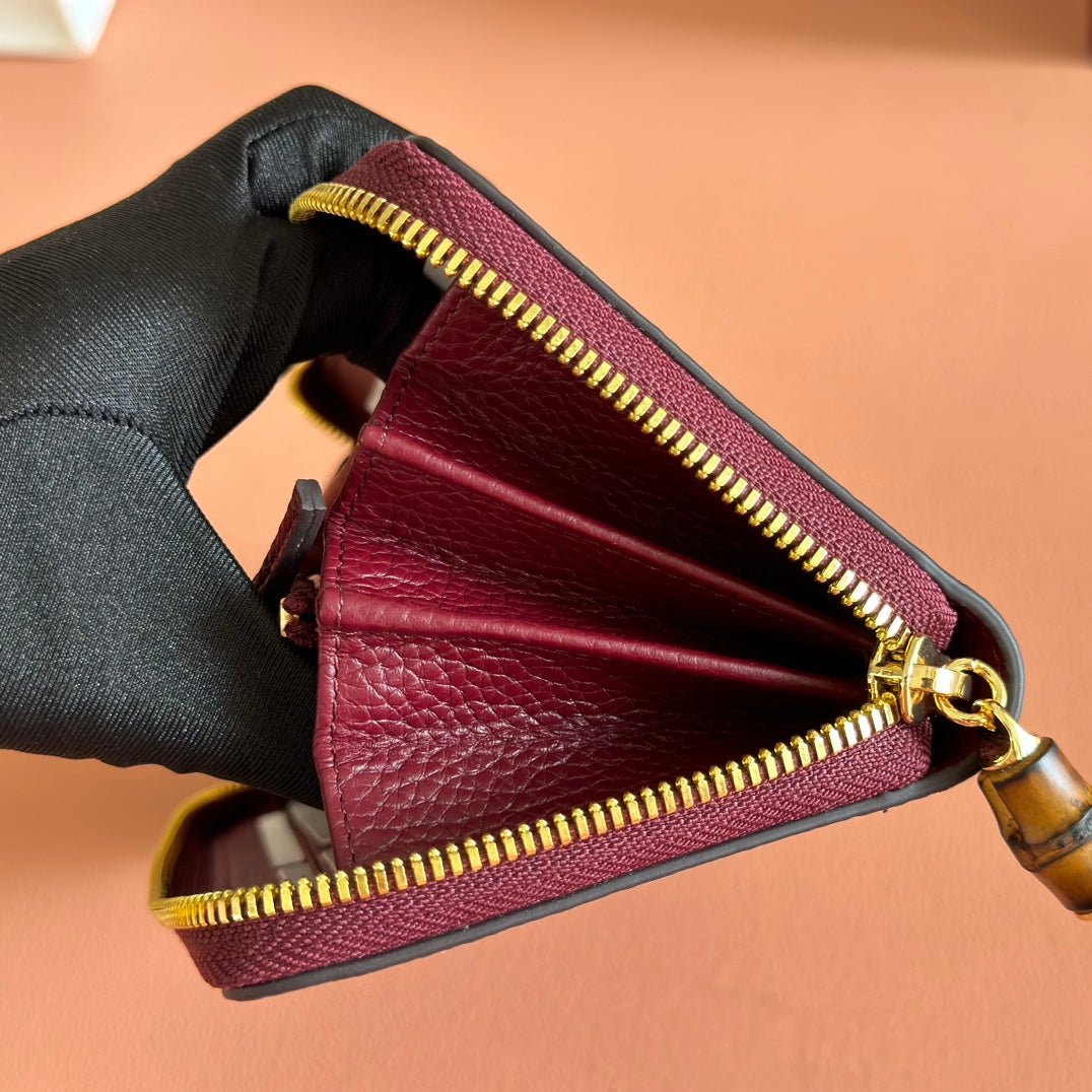 {Style No: 9I194I4I} GG 25S MARMONT WALLET 19 IN RED CALFSKIN GOLD HARDWARE - Image 5