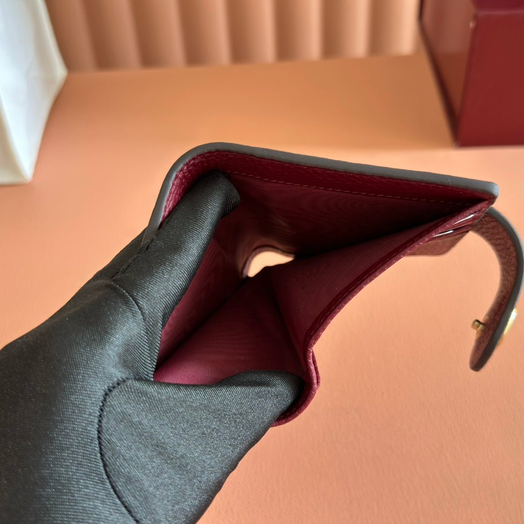 {Style No: ICJBAGLU} GG 25S MARMONT WALLET 13 IN RED CALFSKIN GOLD HARDWARE - Image 6