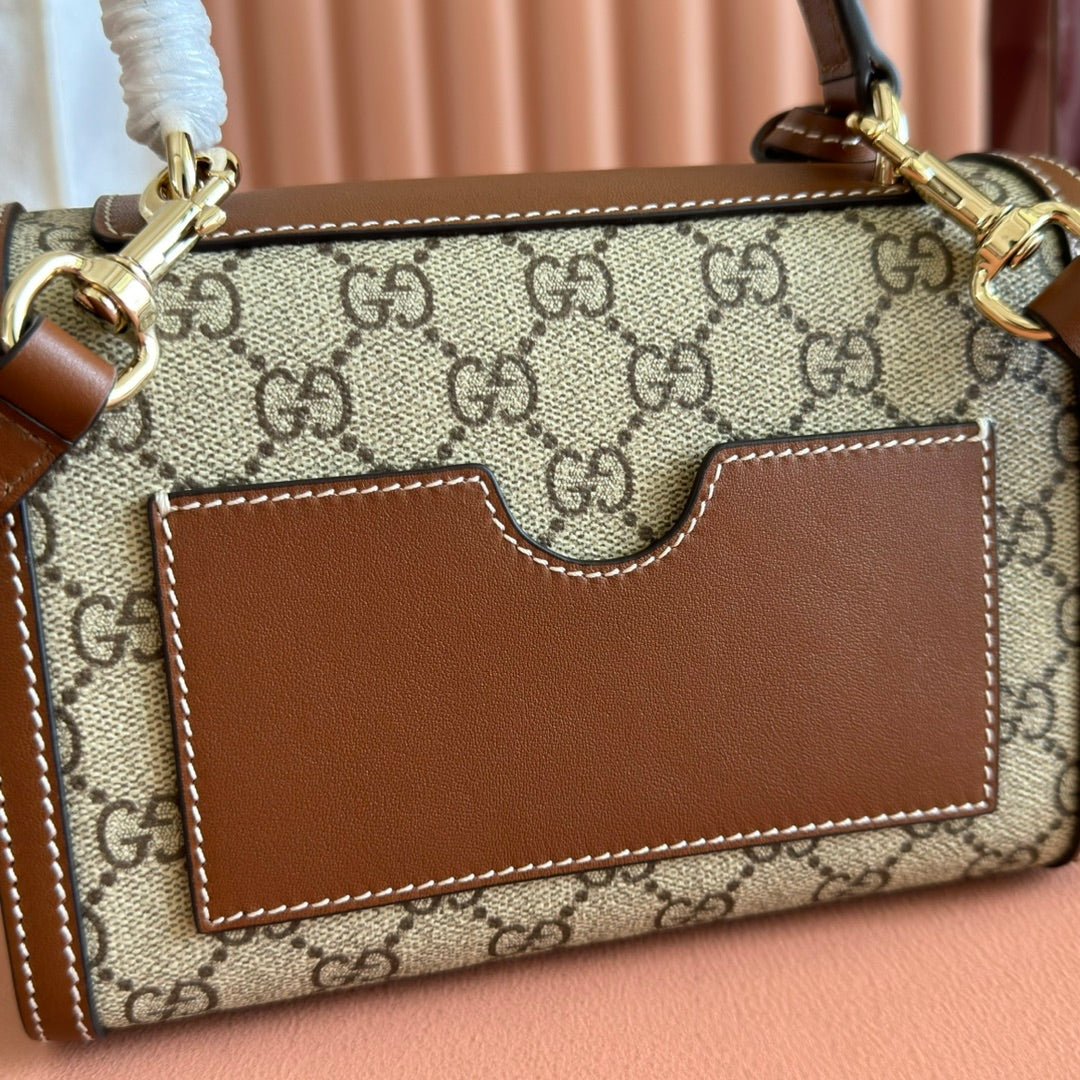 {Style No: 35V5CSAA} GUCCI 25S PADLOCK BAG 20 IN BEIGE CANVAS AND BROWN CALFSKIN - Image 7