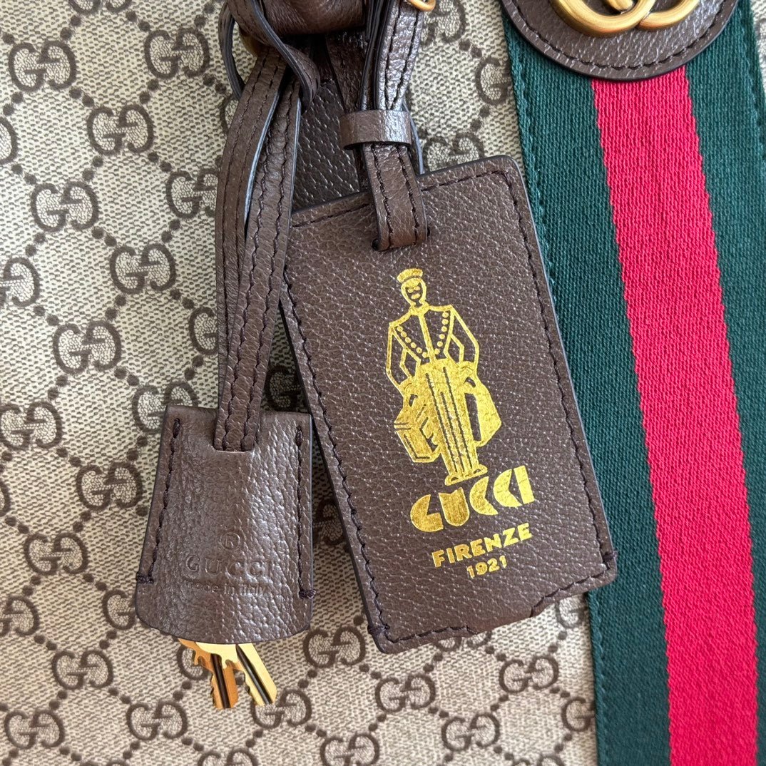 {Style No: FGRJIXNE} GG 25S SAVOY LARGE BAG 48 IN BEIGE AND EBONY GG SUPREME CANVAS - Image 4
