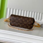 {Style No: 11U7XQFH} WALLET ON CHAIN IVY 23.5 IN BROWN MONOGRAM CANVAS GOLD LOCK