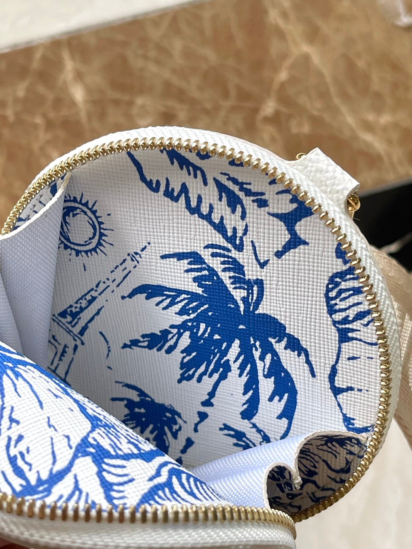 {Style No: TG5MLSWQ} MULTI POCHETTE ACCESSOIRES 24 IN LAGOON BLUE MONOGRAM TILES CANVAS GOLD HARDWARE - Image 7