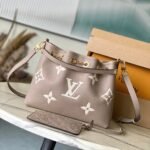 {Style No: IINQNX6U} BUNDLE 28 IN TOURTERELLE WHITE MONOGRAM EMPREINTE LEATHER GOLD HARDWARE