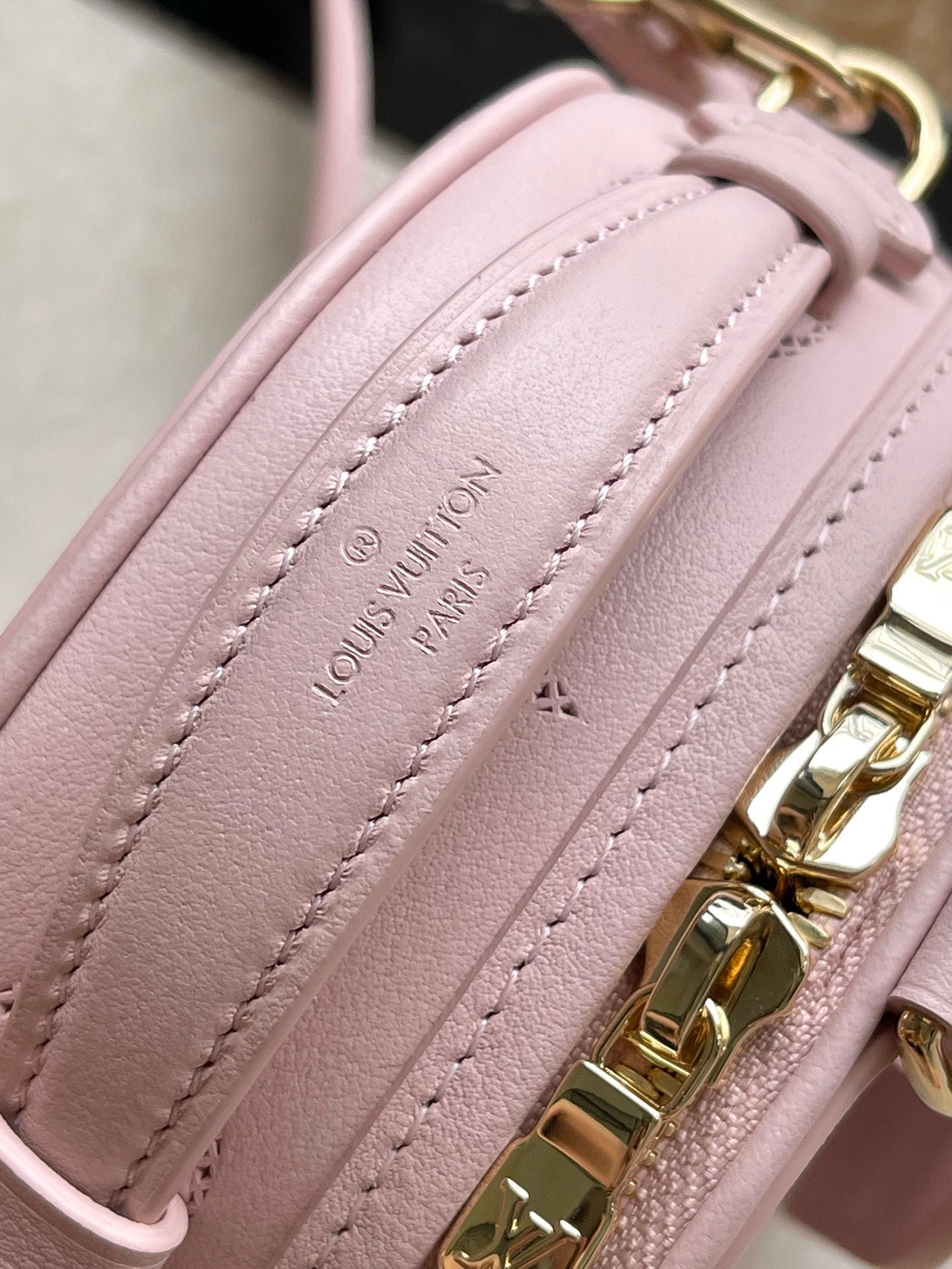{Style No: NHTDSCWB} MINI BOITE CHAPEAU 13 IN LIGHT PINK MONOGRAM PERFORATED CALFSKIN - Image 4