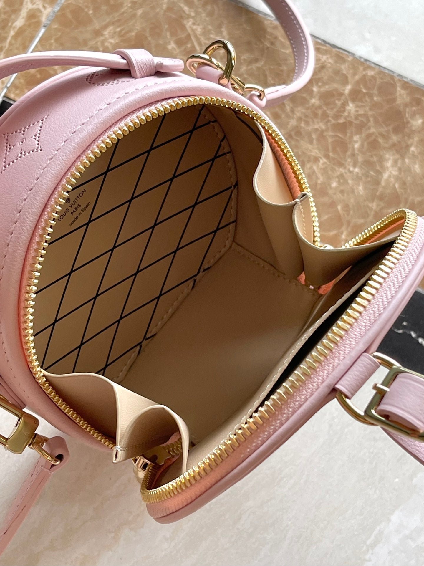 {Style No: NHTDSCWB} MINI BOITE CHAPEAU 13 IN LIGHT PINK MONOGRAM PERFORATED CALFSKIN - Image 5