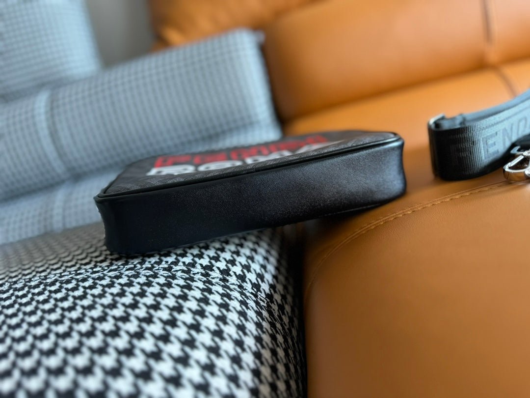 {Style No: U1CNV85G} CLUTCH 22 WITH FF MOTIF IN DARK GRAY TEXTURED FABRIC AND BLACK LAMBSKIN TRIM - Image 8