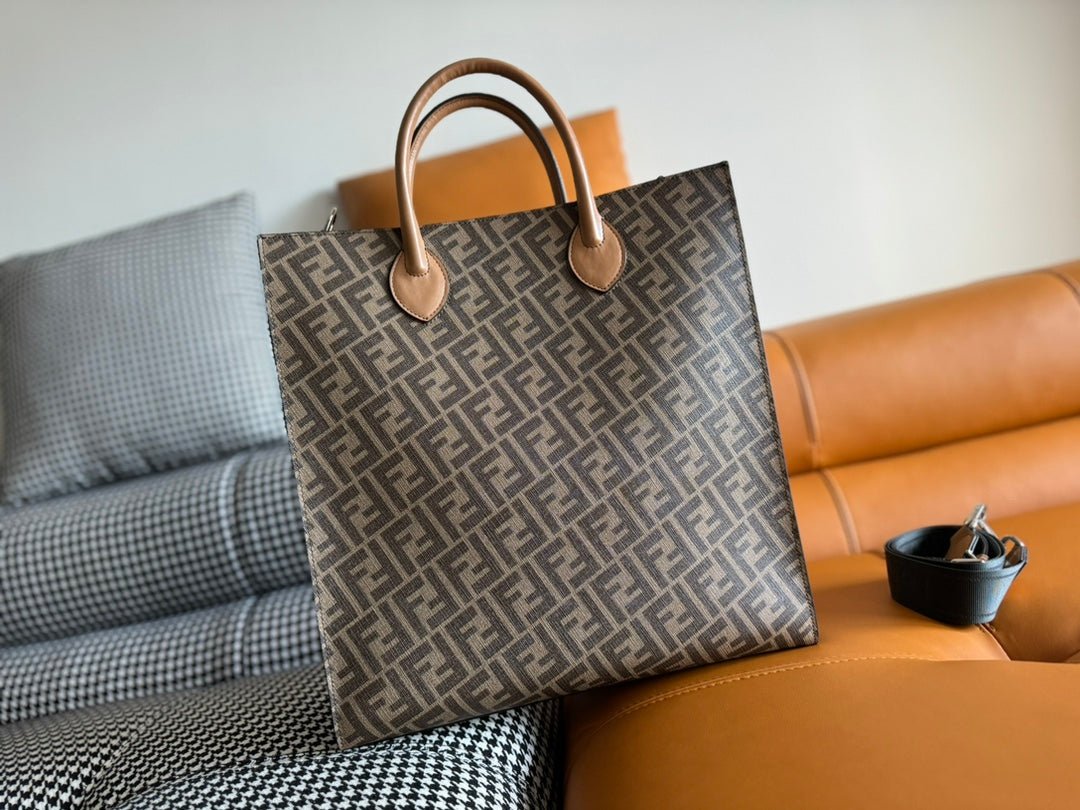 {Style No: PYT4YJUC} FENDI 38 BAG FF MONOGRAM FF CAMEL BROWN CALFSKIN WITH STRAP - Image 3