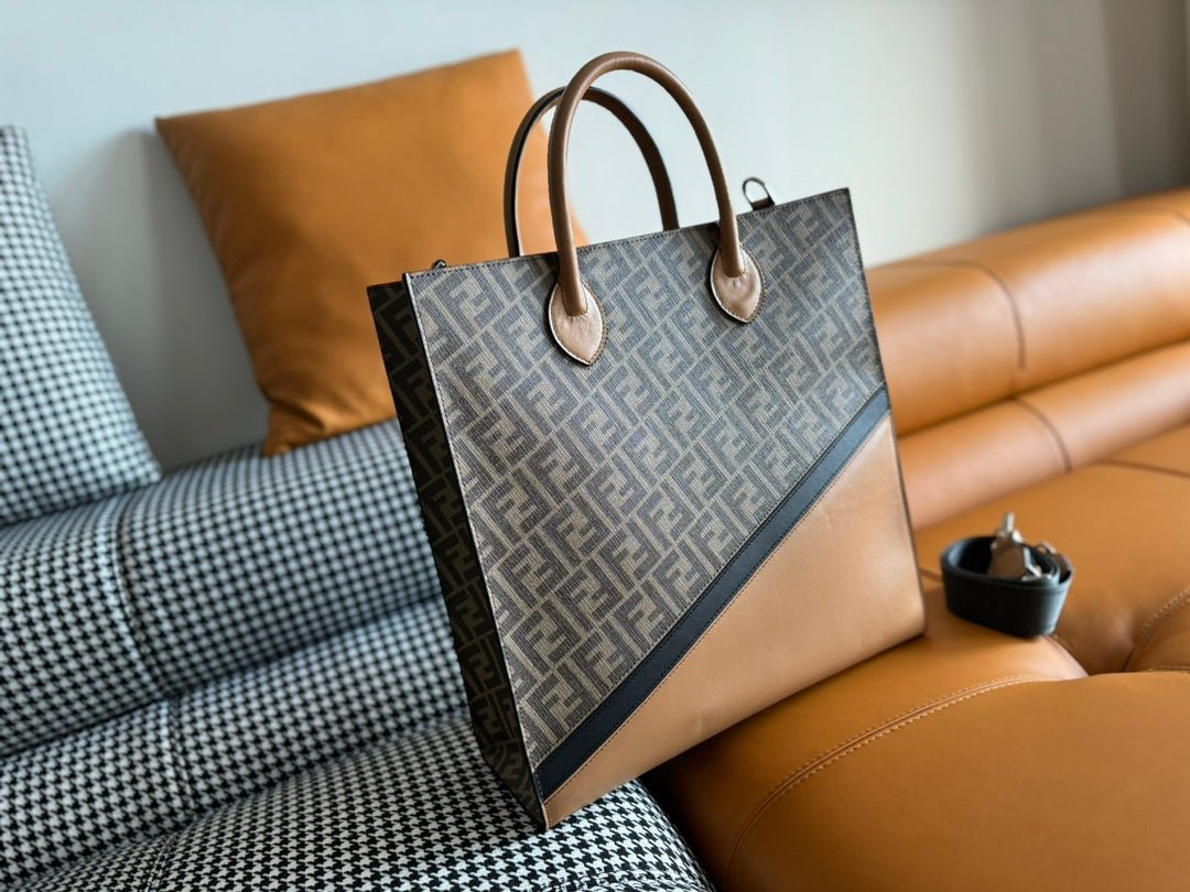 {Style No: PYT4YJUC} FENDI 38 BAG FF MONOGRAM FF CAMEL BROWN CALFSKIN WITH STRAP - Image 2