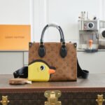 {Style No: AM97V5JR} ONTHEGO PM 25 IN BROWN MONOGRAM CANVAS WITH DUCK SHAPE