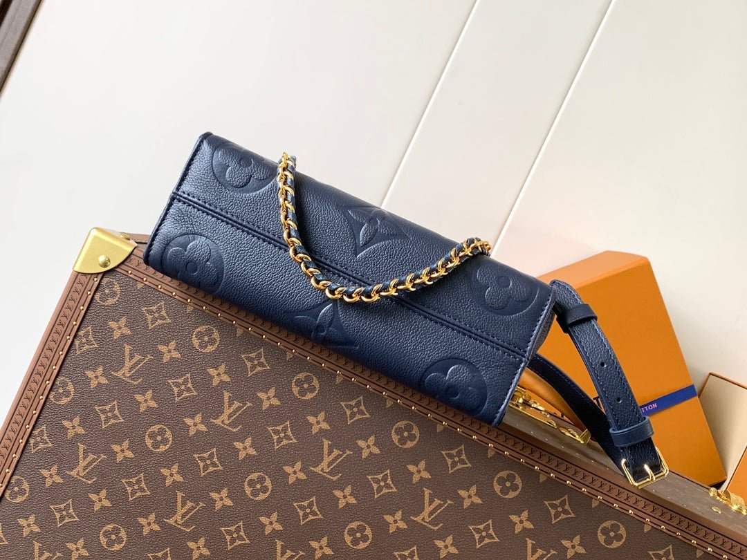 {Style No: XCJHYKEI} LV 25S ONTHEGO EAST WEST BAG 25 IN NAVY BLUE CALFSKIN MONOGRAM EMPREINTE - Image 6